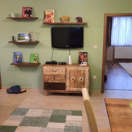 Aranypatak Apartmanhaz Szombathely Exterior photo